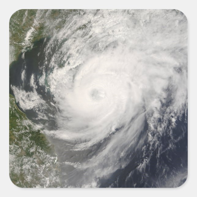 Taifun Neoguri nähert sich der China Quadratischer Aufkleber (Vorderseite)