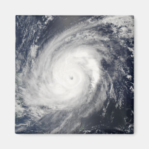 Taifun Sudal südlich von Japan 2 Magnet