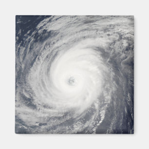 Taifun Sudal südlich von Japan Magnet