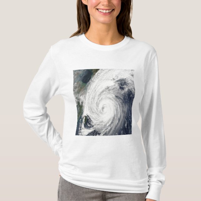 Taifun Tokage südlich von Japan T-Shirt (Vorderseite)