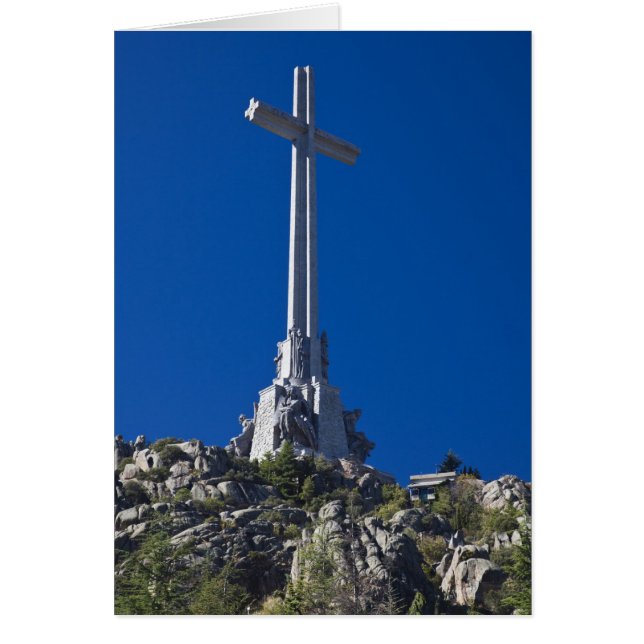 Tal der Gefallenen, Denkmal (Vorne)