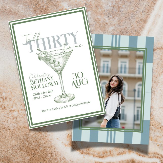 Talk Thirty To Me Martini Cocktail 30th Birthday Einladung (Celebrate the big 3-0 with this stylish Talk Thirty To Me Martini Cocktail 30th Birthday Invitation!)
