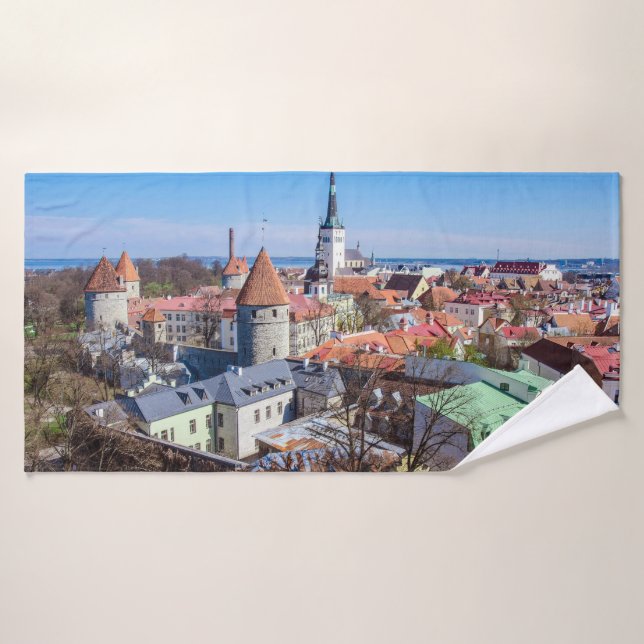 Tallinn Innenstadtblick Badehandtuch (Badehandtuch)