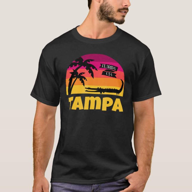 Tampa Florida Retro Sunset And Alligator T-Shirt (Vorderseite)