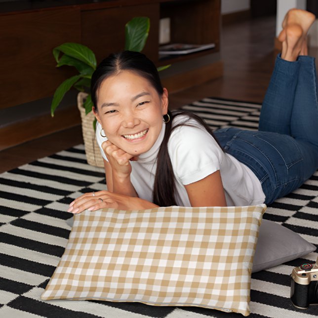 Tan Beige Checkered Pillow Case Kissenbezug (Von Creator hochgeladen)