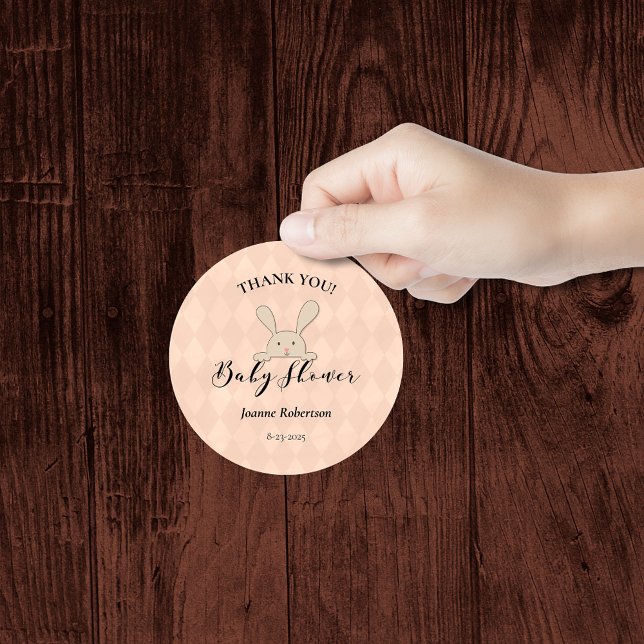 Tan Bunny Rabbit Coral Diamond Baby Dusche Runder Aufkleber (Von Creator hochgeladen)