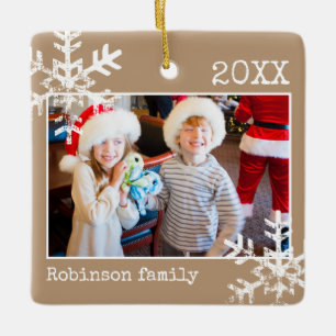 Tan Foto Border White Snowflakes Holiday Keramikornament