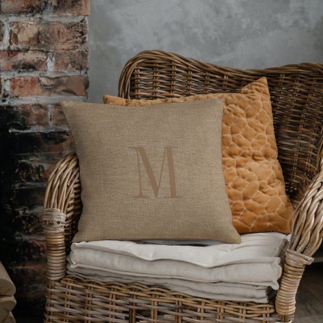 Tan Linen Texture Monogram Kissen (Von Creator hochgeladen)