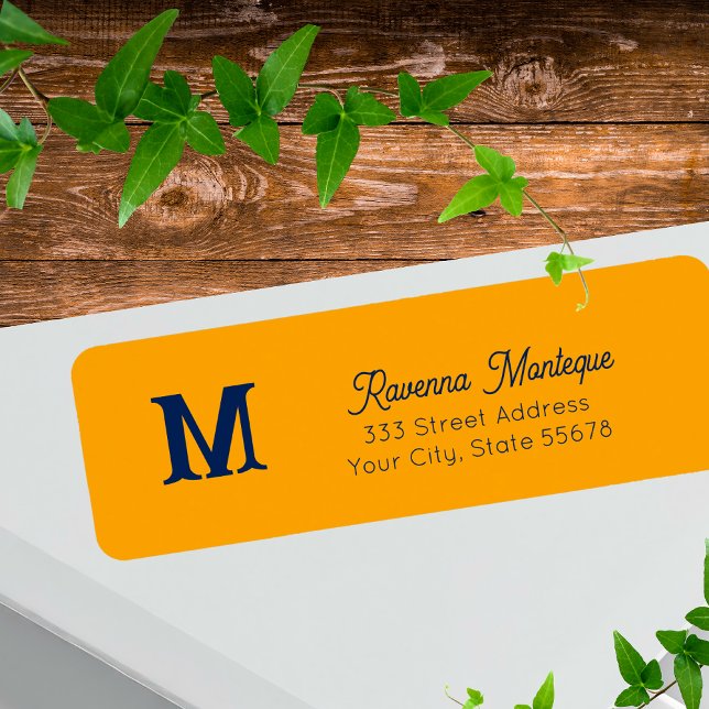 Tangerine Trendy Personalized Monogram Letter Name (Von Creator hochgeladen)