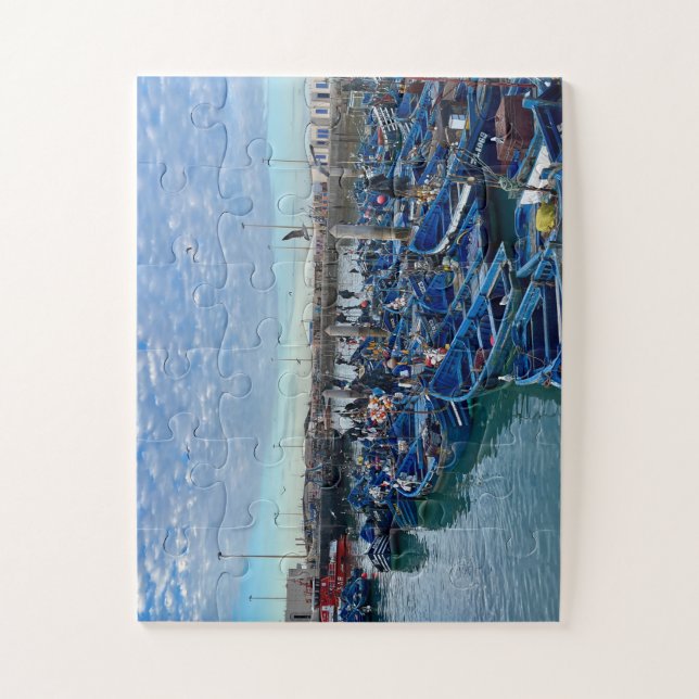 Tangled Blue Dreams – Fishing Boats of Essaouira Puzzle (Vertikal)