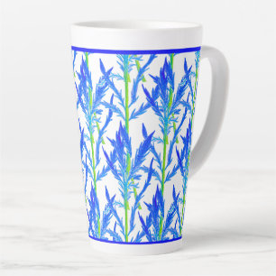 Tansy (L) auf einer großen Latte-Tasse Milchtasse
