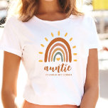 Tante Individuelle Name Boho Earth Tone Rainbow Su T-Shirt<br><div class="desc">Der Individuelle Name Boho Earth Tone Rainbow Sun T - Shirt ist ein einzigartiges und stilvolles Kleidungsstück, das bohemianische und erdreiche Elemente mit einer lebendigen Regenbogensonne verbindet. Neben der auffälligen Grafik kann der T - Shirt auch mit Ihrem eigenen Namen und Ihrer eigenen Nachricht individuell angepasst werden, was ihn zu...</div>