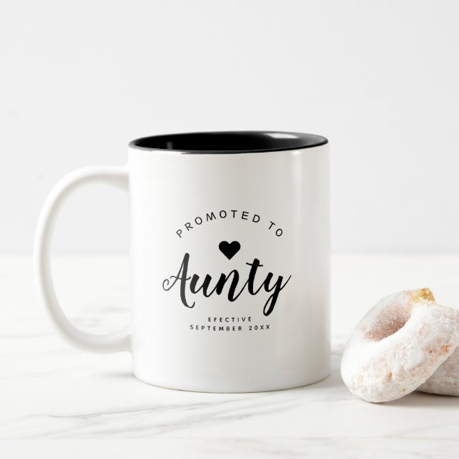 Tante | Personalisierte Ankündigung von Neugeboren Zweifarbige Tasse (Mit Donut)