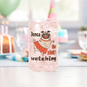 Tanz wie niemand sieht gürteligen Mops Hund zu Dosenglas