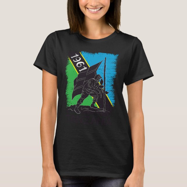Tanzanian Pride Kili Mountain Flag Hoisting T-Shirt (Vorderseite)