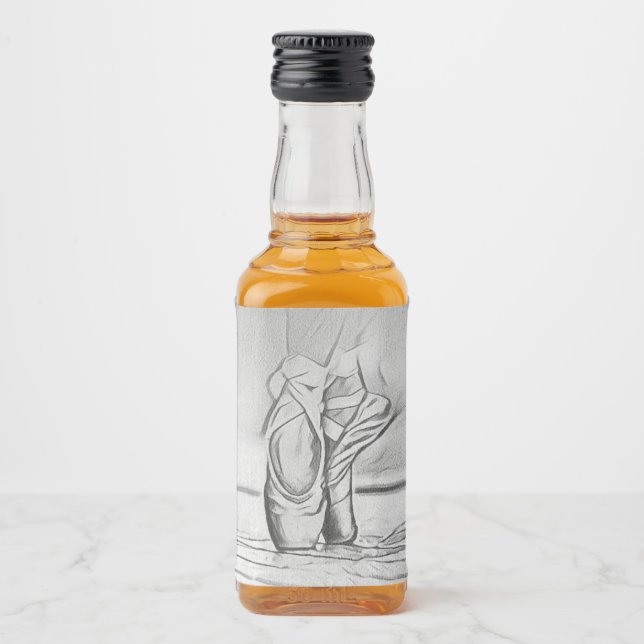 Tanzballschuhe Monochrome Ballerina Alkoholflaschenetikett (Vorderseite)