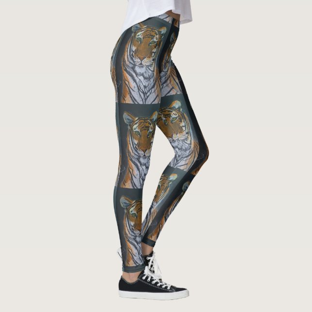 TANZEN LEGGINGS VON KÜNSTLER PAULA REILLY. (Rechts)