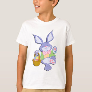 Tanzender lila Osterhase personalisierter Rücken T-Shirt