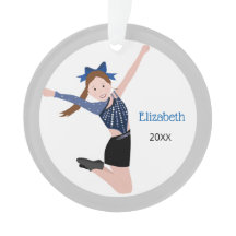 Tanzteam Performer mit braunem Haar