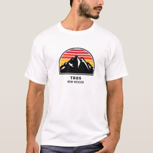 Taos New Mexico Retro Style Mountain Sunset Cool T-Shirt