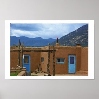 Taos Pueblo 2 blaue Türen Poster
