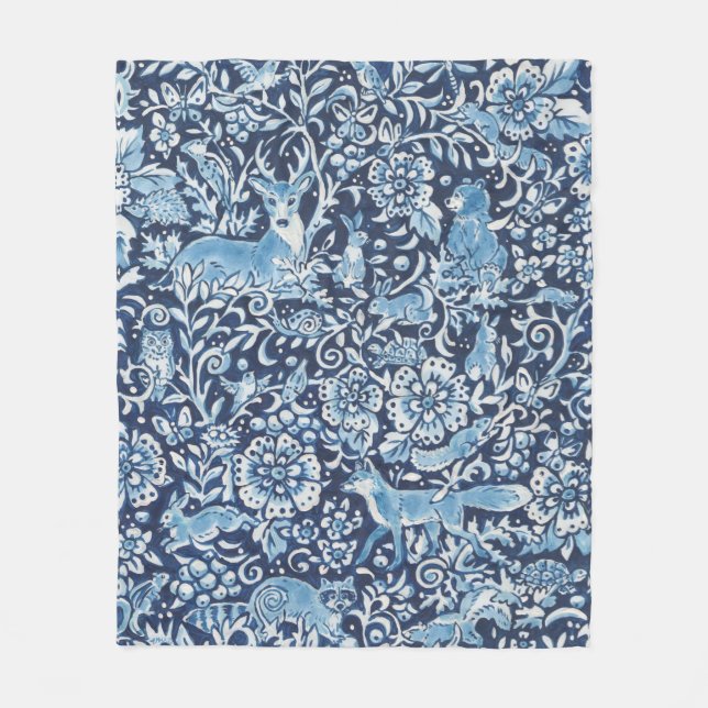 Tapesty Indigo Blue White Woodland Animal Floral Fleecedecke (Vorderseite)
