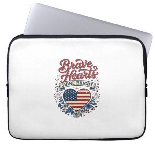 Tapfere Herzen Patriotisches Vintage-Blumen-Shirt- Laptopschutzhülle