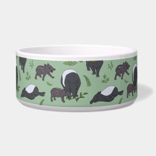 Tapir Family Dinner in Green Napf