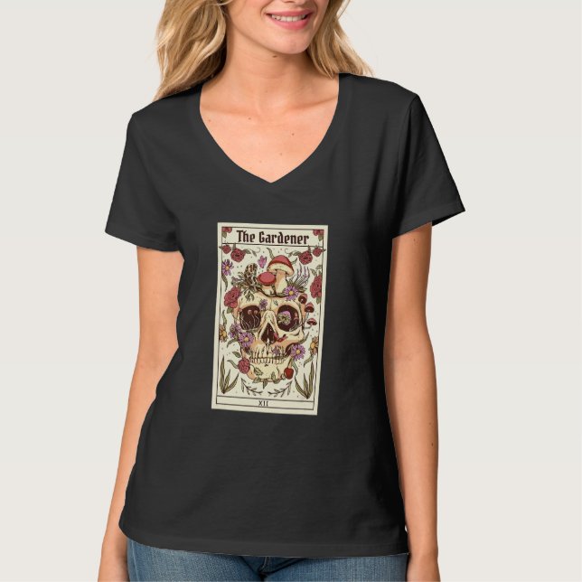Taratcard The Gardener  Mystical and Whimsical T-Shirt (Vorderseite)