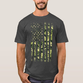 Tarnmuster-amerikanische Militärflagge im Vintage- T-Shirt