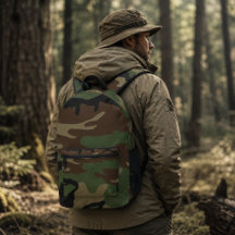 Tarnmuster im Wald-Militärstil