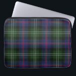 Tartan Clan Sutherland Karierter Lila grüner Karo Laptopschutzhülle<br><div class="desc">Clan Sutherland tartan lila, schwarz und grün karierte Design Laptop-Ärmel für alle, die klassische und elegante Cover für ihre Accessoires Liebe. Geben Sie Ihrem Laptop einen bequemen Platz, um sich zu legen und Kratzer zu reduzieren. Erhältlich in 10", 13" und 15" Größen und ist ein perfektes Geschenk für unsere technisch...</div>