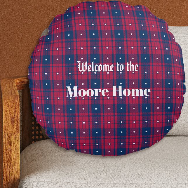 Tartan - Patriotic - Red Blue White Stars Rundes Kissen (Tartan Plaid - Patriotic - Red Blue White Stars Round Pillow by Leapfroglisics Shop)