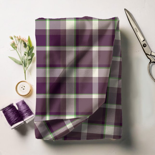 Tartan Pattern Eggplant und Green ID210 Stoff (Von Creator hochgeladen)