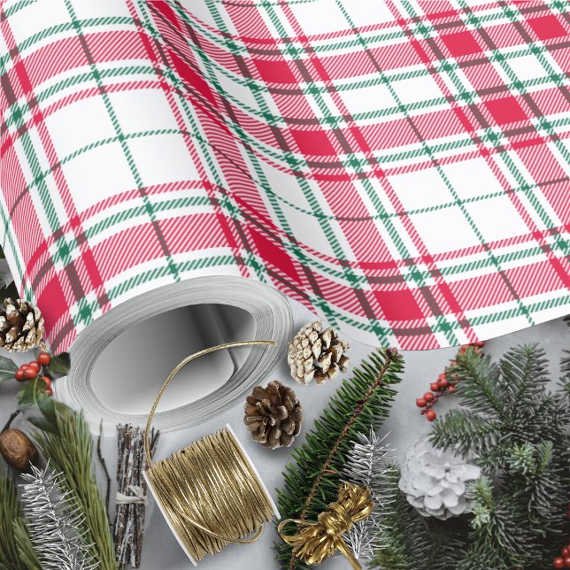 Tartan - Weißrot und Grün Geschenkpapier (Tartan - White Red and Green Wrapping Paper by Leapfroglisics Shop)