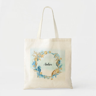 Tasche am Küstenstrand mit Muscheln, Starfish