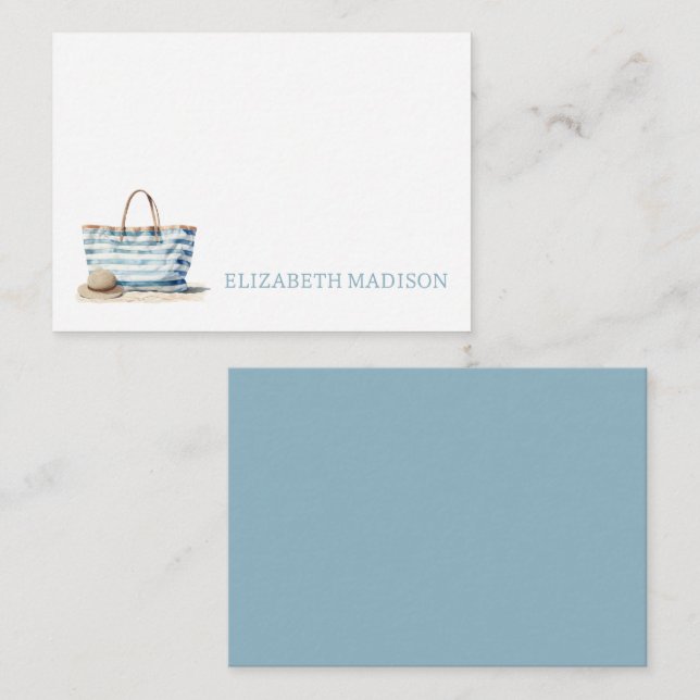 Tasche am Strand zwischen blau und weiß Streifen Mitteilungskarte (Vorne/Hinten)