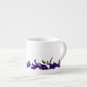 Tasse an Kaffee Veilchen