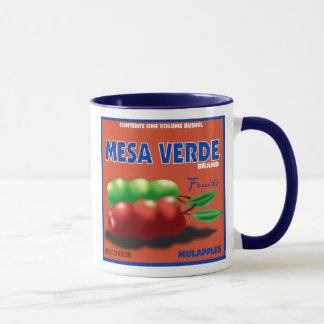 Tasse auf dem Obstschild