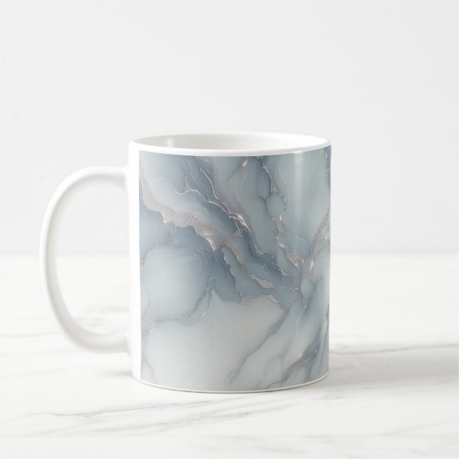 Tasse aus hellblauem Marmor mit Silbervenen (Links)