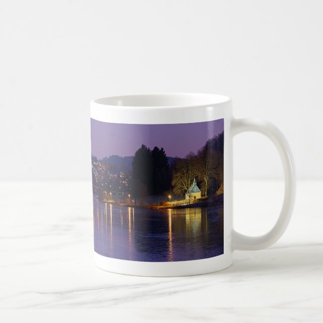 Tasse Biggesee in Olpe bei Nacht (Rechts)