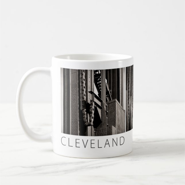 Tasse - Cleveland-Brücken (Links)