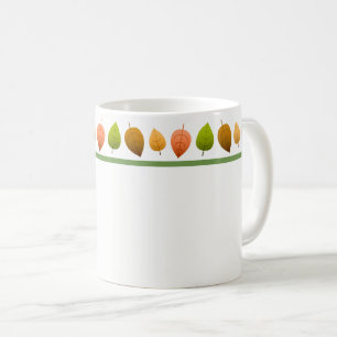 Tasse der Herbstlaub im Herbst