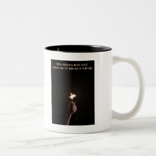 Tasse der inspiratorischen Fliegenflamme