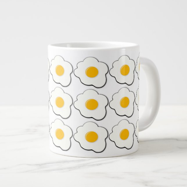 Tasse der Mikrowellen-Eier (Frühstück mit geschlif (Vorderseite Rechts)
