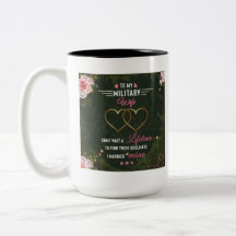 Tasse der militärischen Ehefrau