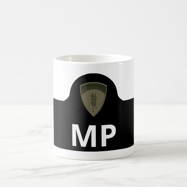Tasse der Militärpolizei (Mittel)