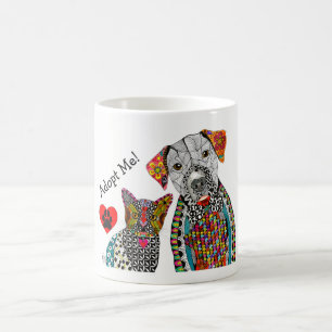 Tasse der niedlichen und farbigen Adoption von Hun