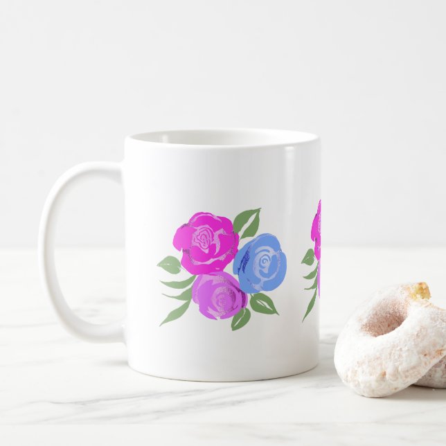 Tasse der rosa und blauen Rose (Mit Donut)