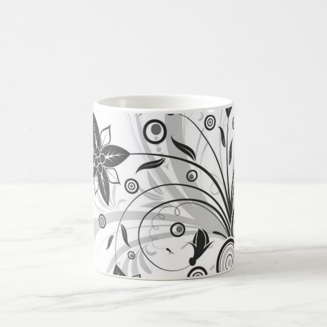 Tasse der schwarzweißen Blume (Mittel)